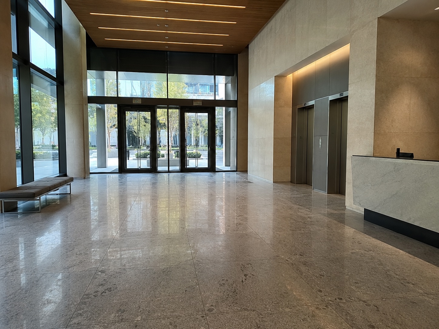 Spotless multi-tenant lobbies